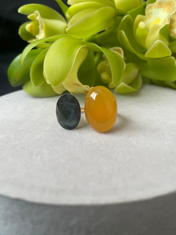 〈褒められリング〉 青と黄色　ブルータイガーアイ＋クリスタル×イエローカルセドニーフォークリング 5枚目の画像