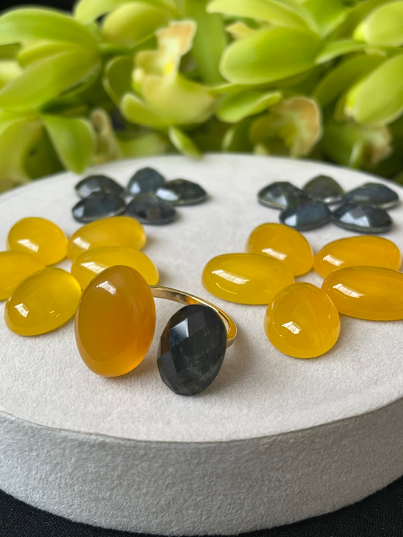 〈褒められリング〉 青と黄色　ブルータイガーアイ＋クリスタル×イエローカルセドニーフォークリング 13枚目の画像