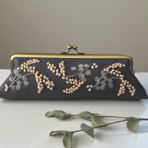 受注製作＊小花の刺繍がま口ペンケース（グレー）Lサイズ がま口