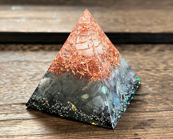 限定【希少！】ピラミッド型オルゴナイト 高品質 ラブラドライト