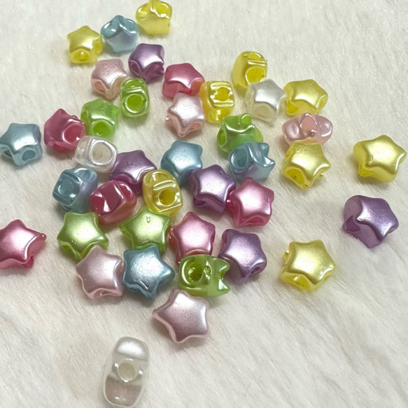 40個 4つ穴 星 パール ビーズ ミックス ビーズ ギルドバイピー