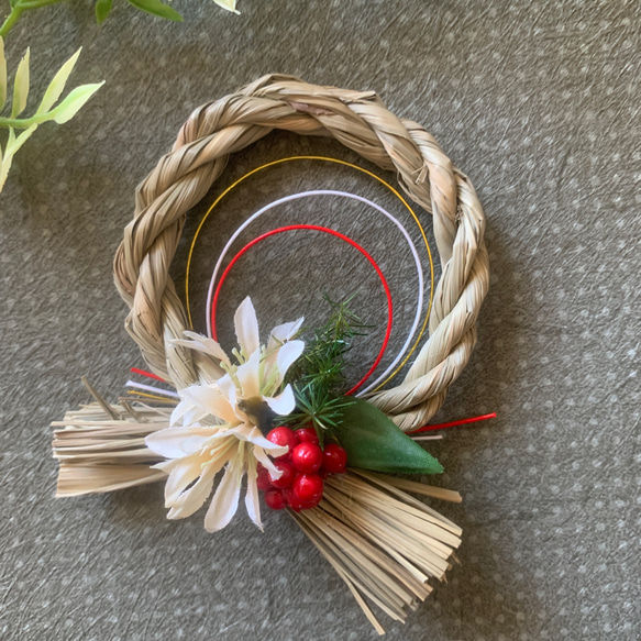 正月お飾り　ミニ　車用　室内　水引　和玉　しめ縄　胡蝶蘭　玄関　アーティフィシャルフラワー　造花　玄関飾り 1枚目の画像