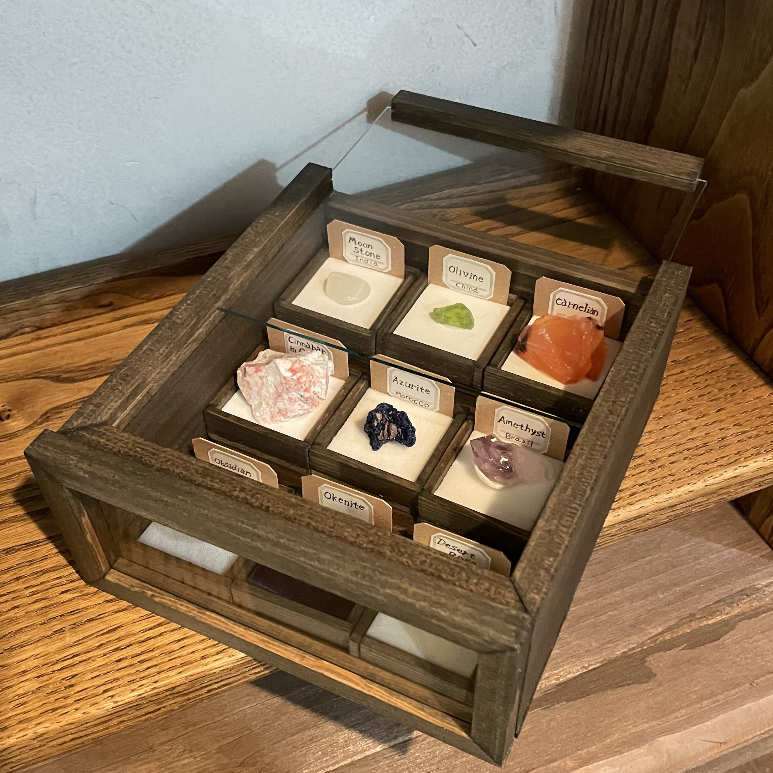 鉱物標本　木箱　鉱物　コレクション
