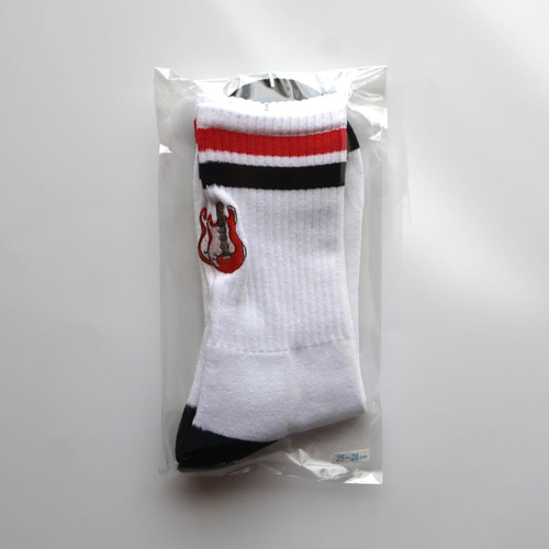 GUCCI レッド 赤 ソックス 刺繍 ウール ビー ミケーレ 中古・古着通販】GUCCI (グッチ) ファインウールリブ