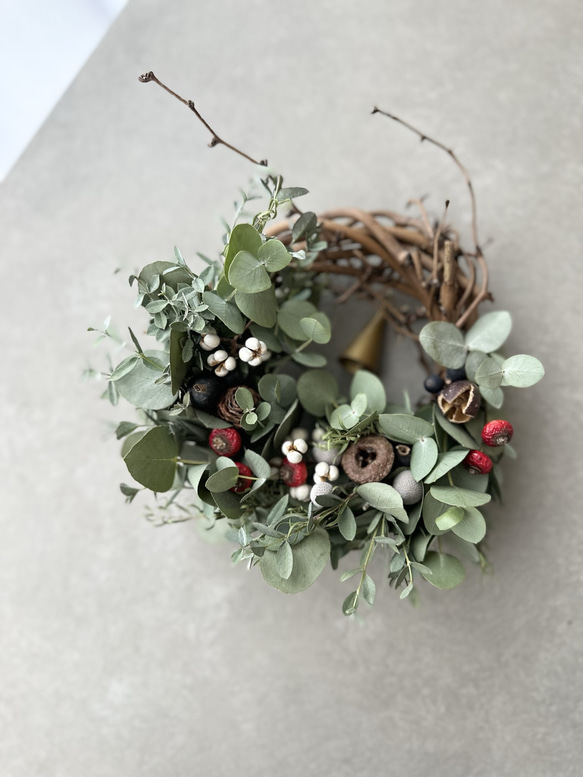 ユーカリと木の実のクリスマスハーフリース ドライフラワー Carina
