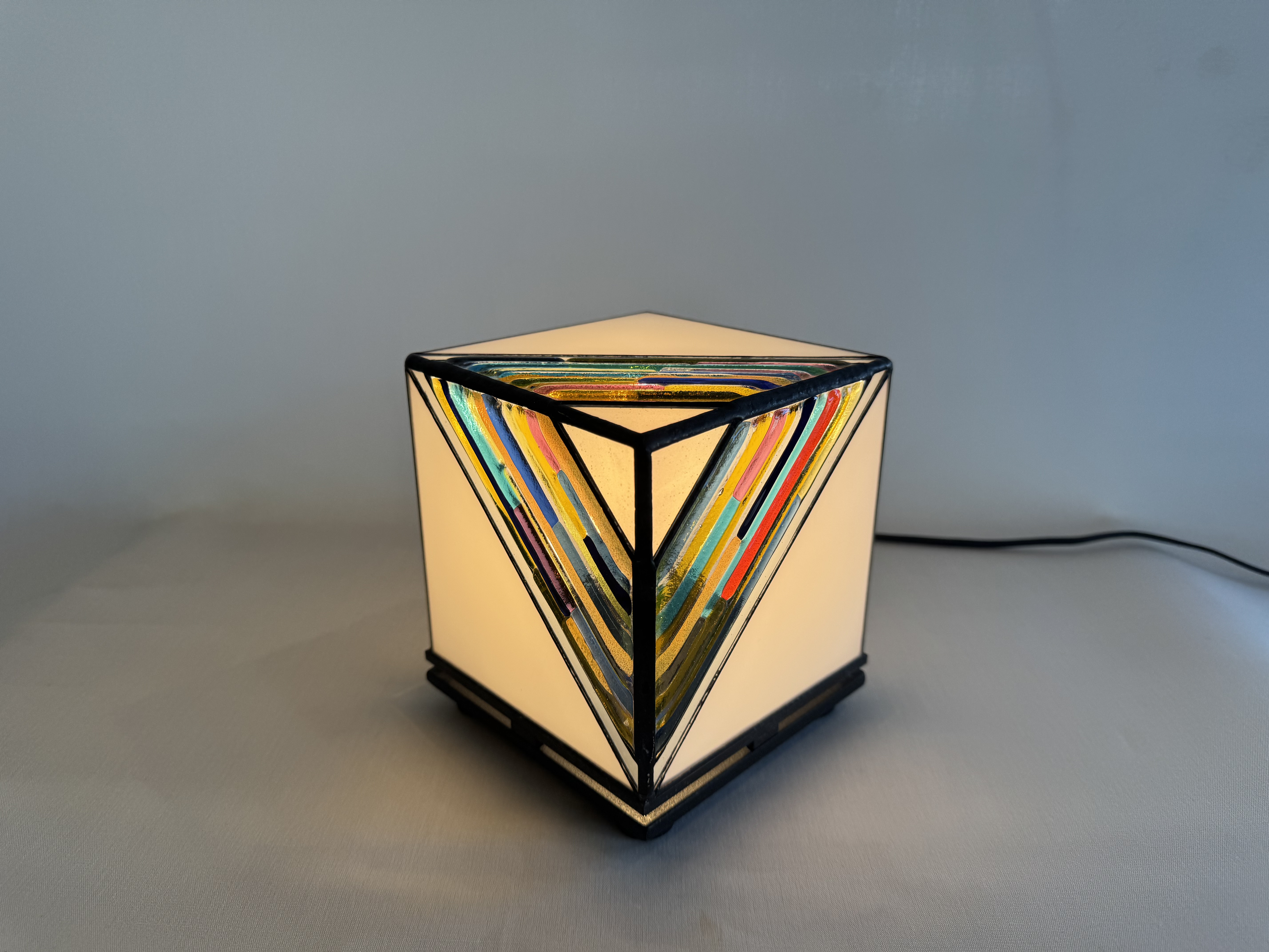 karaeul cube ハンドメイド ステンドグラス ランプ　灯具付　店舗など