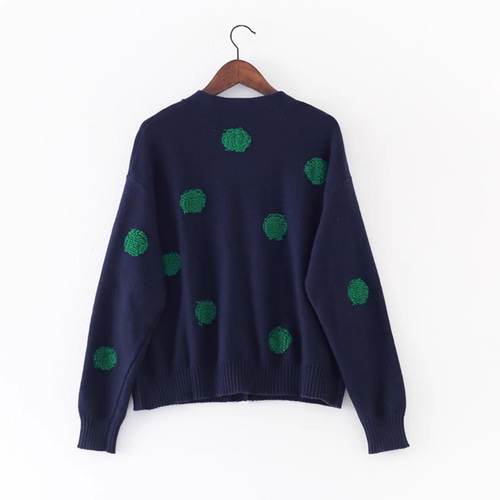 懐かしさと手作り感が可愛い♪Vネック水玉模様カーディガン ニット