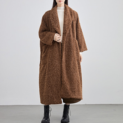 旬なムードと高級感をもたらす質感♪シャギーロングコート ブラウン