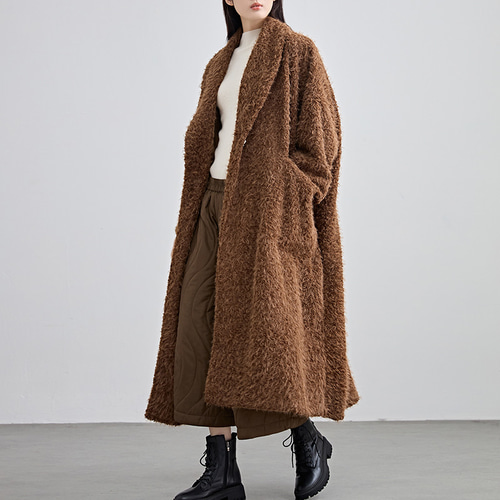 旬なムードと高級感をもたらす質感♪シャギーロングコート ブラウン