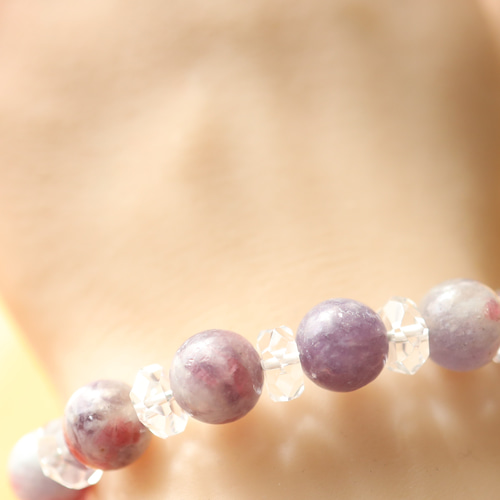 綺麗なピンクレピドライト！ズドーンとくる！綺麗！ 天然石 ボタン