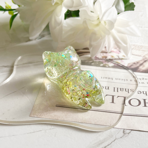 【fairy様】1320.琉球ガラス　桃の花　とびつき猫　レジン　キーホルダー fairy様】1320.琉球ガラス 桃の花 とびつき猫 レジン