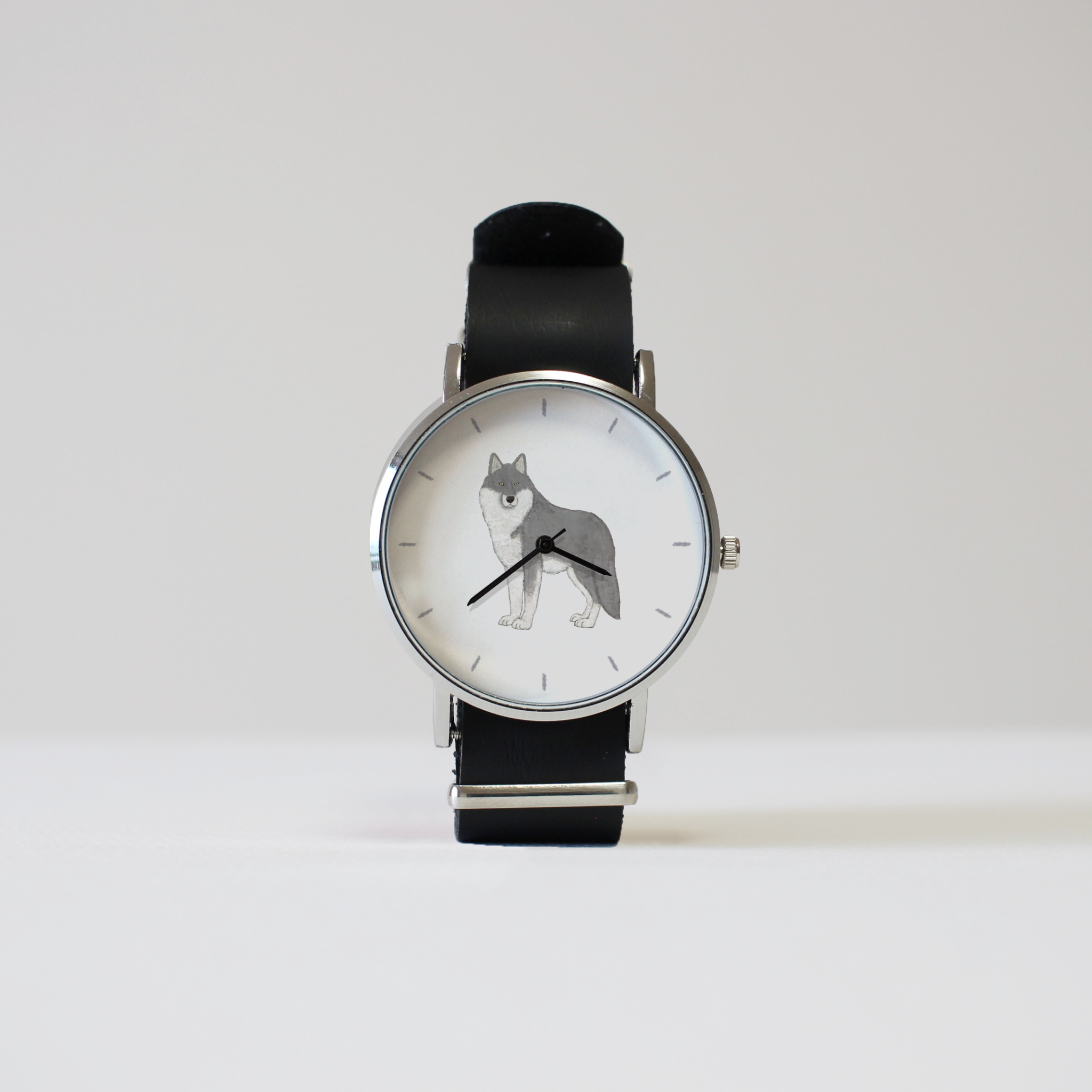オオカミの腕時計