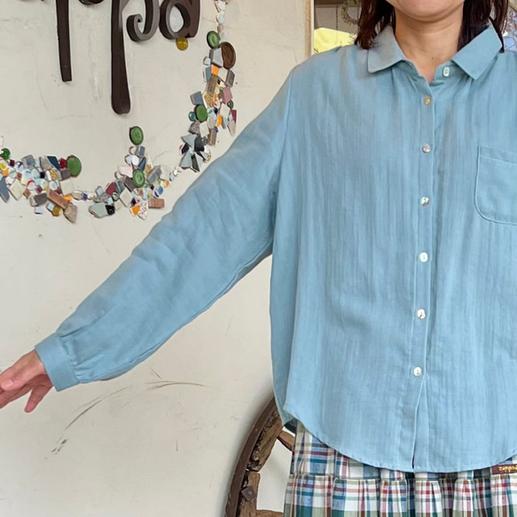 しあわせボタンの柔らかブラウス（24s-049） 9枚目の画像