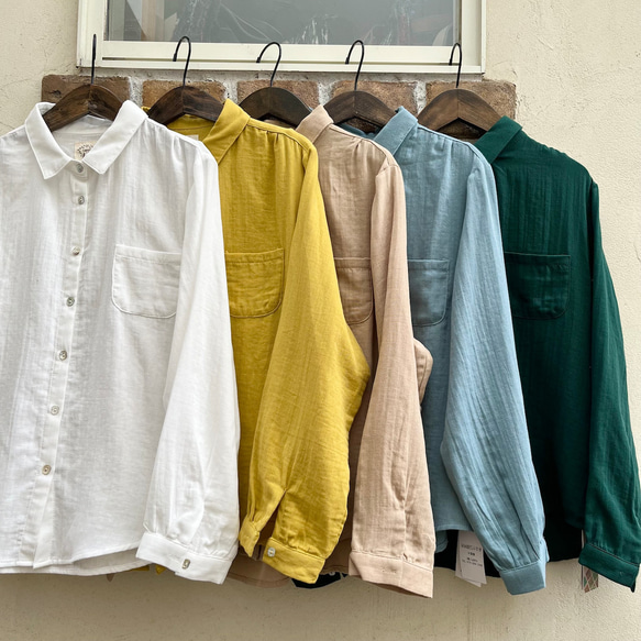 しあわせボタンの柔らかブラウス（24s-049） 2枚目の画像