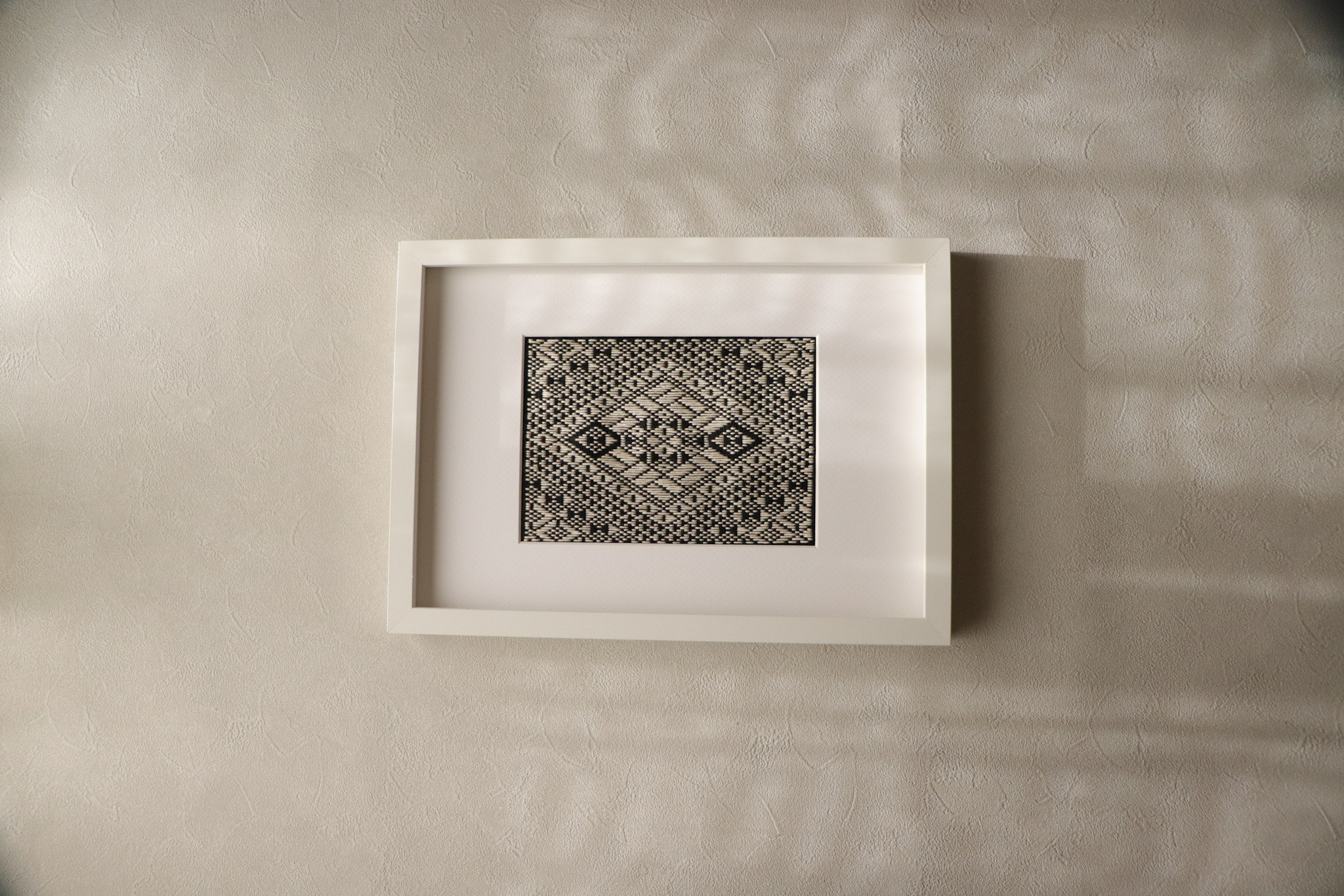 額縁付きこぎん刺しアート　お守り