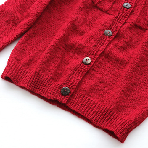 ふんわり温かい 丸ヨーク 手編み ウール100％ カーディガン（レッド