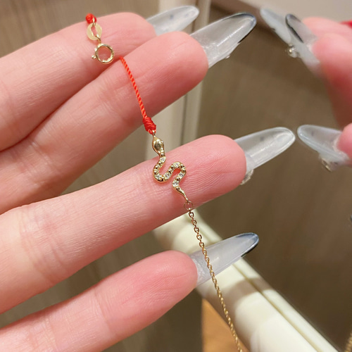 ヘビモチーフ 赤紐ブレスレットk18 ブレスレット パール大好き