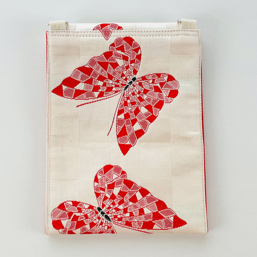 帯リメイク・スマホポシェット【半幅帯 白地に蝶柄】 スマホポシェット