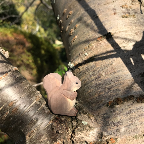 リス 木彫り その他置物 KUMAKOUBOU 通販 18633311｜Creema