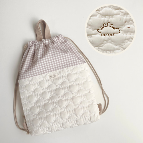 送料無料》 ぷくぷくキルト キルティング ナップサック 恐竜