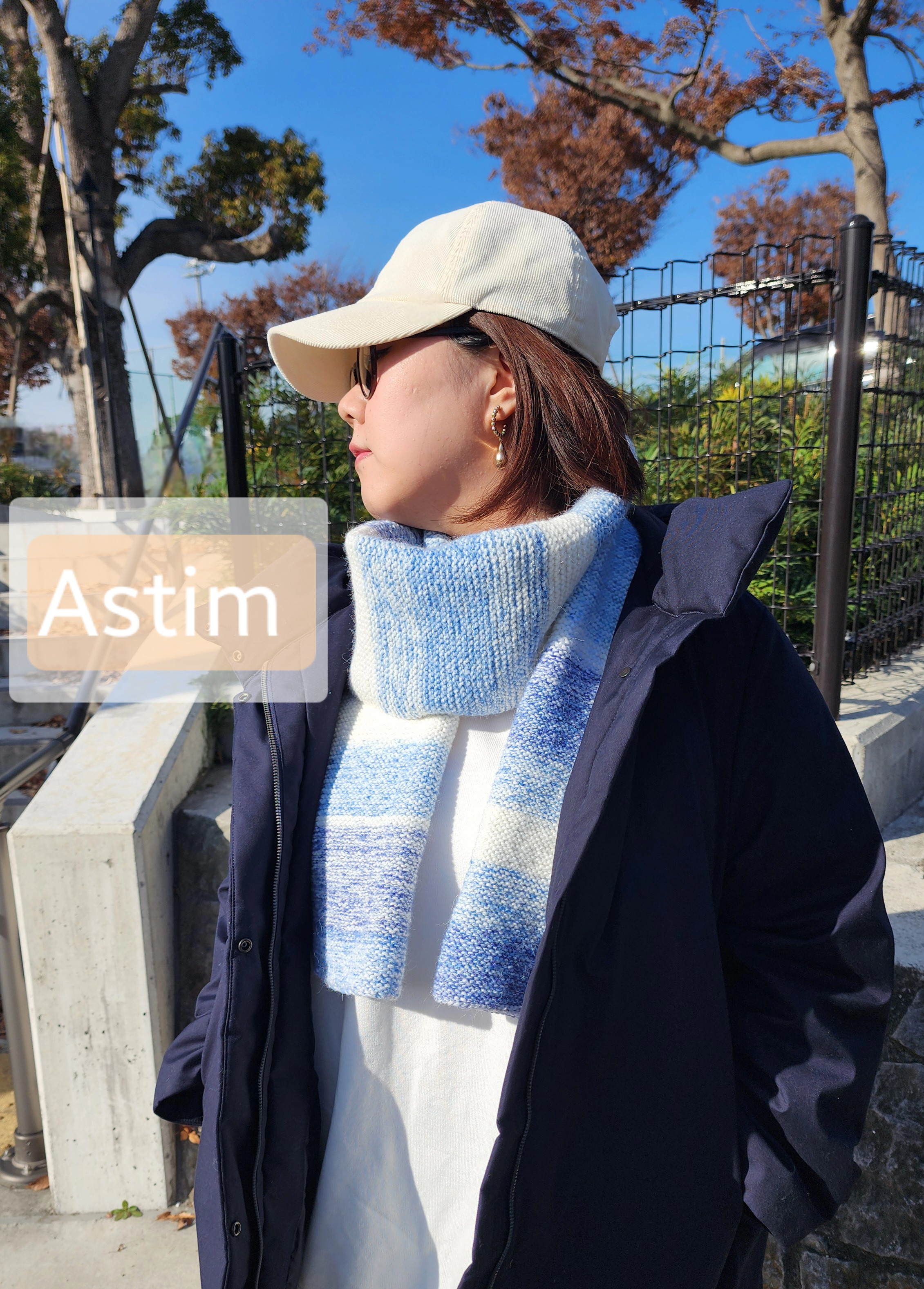 E136F【バレンタインギフト】美しいブルーグラデーションのロングマフラー/肌触り◎アクリル・アルパカ混素材【送料無料】