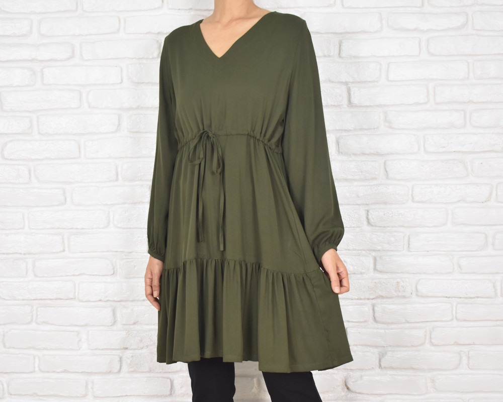 シンプルなVネックの大人のフリルチュニックワンピース　＜カーキ＞