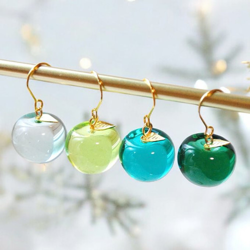 色が選べる】ピアス イヤリング りんご リンゴ 青りんご 青リンゴ