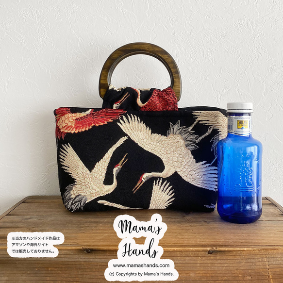 僅剩1件！ ⭐️ 已售出4件！ ⭐️ 時尚仙鶴圖案荷蘭哥白利花紋日式小木柄手提包 第7張的照片