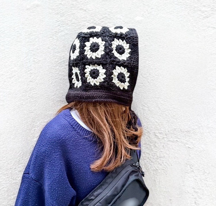 バラクラバ　ハンドメイド　オリジナル手編み　ビーニー　襟巻き バラクラバ　ハンドメイド　オリジナル手編み　ビーニー　襟巻き