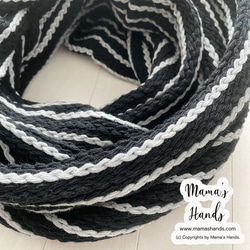 《手編み風 クロシェ》おしゃれな グレー & ブラック ストライプ 編みニット ナチュラル 秋 冬 春 スヌード 5枚目の画像