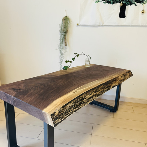 ローテーブル 一枚板テーブル ウォールナット 耳付き アイアン