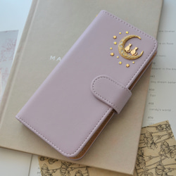 手帳型スマホケース『猫と月の宇宙旅行』上品パステルカラー 薄紫 ほぼ全機種対応◎ 3枚目の画像