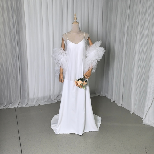 送料無料！パーティードレス ツーピース トップス+スカート 優しい  