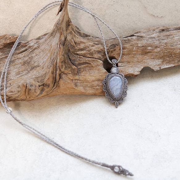 ブルーレースアゲートとレインボームーンストーン天然石マクラメネックレスmac403-エスニックアジアンエキゾチック 5枚目の画像