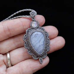 ブルーレースアゲートとレインボームーンストーン天然石マクラメネックレスmac403-エスニックアジアンエキゾチック 12枚目の画像