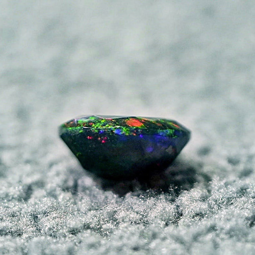 遊色効果☆ブラックオパール s1405 天然石 Funky garuda stone 遊色効果☆ブラックオパール s1405 天然石 Funky garuda stone