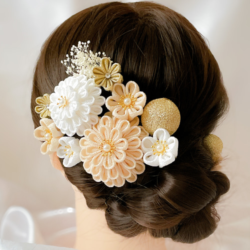 成人式髪飾り 上品で美しい アイボリー×ゴールド | つまみ細工 振袖 袴