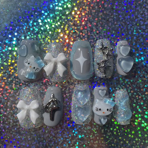 ネイルチップ キャラクターネイル キラキラネイル 韓国ネイル