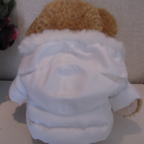 ダッフィー＆シェリーメイSサイズ♡真っ白なダウン風フード付きコート