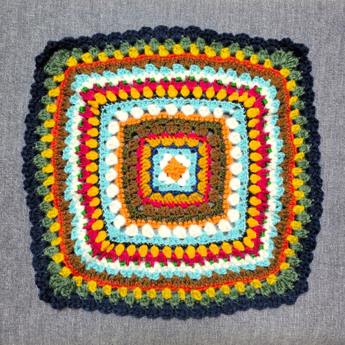 毛糸雑貨・昭和レトロ こたつ (置物, 小物入れ) あみぐるみ CHIBIRA