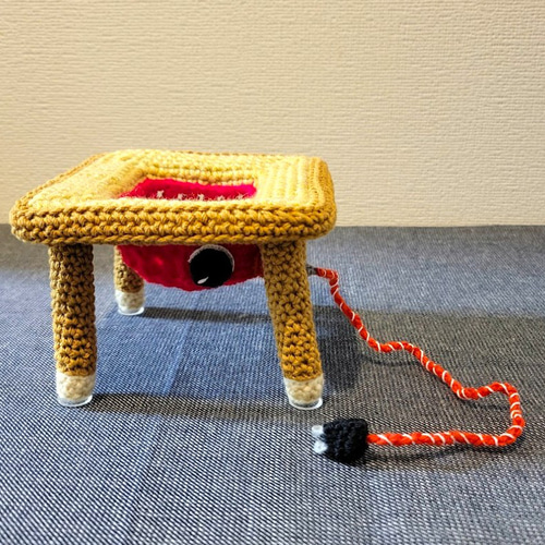 毛糸雑貨・昭和レトロ こたつ (置物, 小物入れ) あみぐるみ CHIBIRA