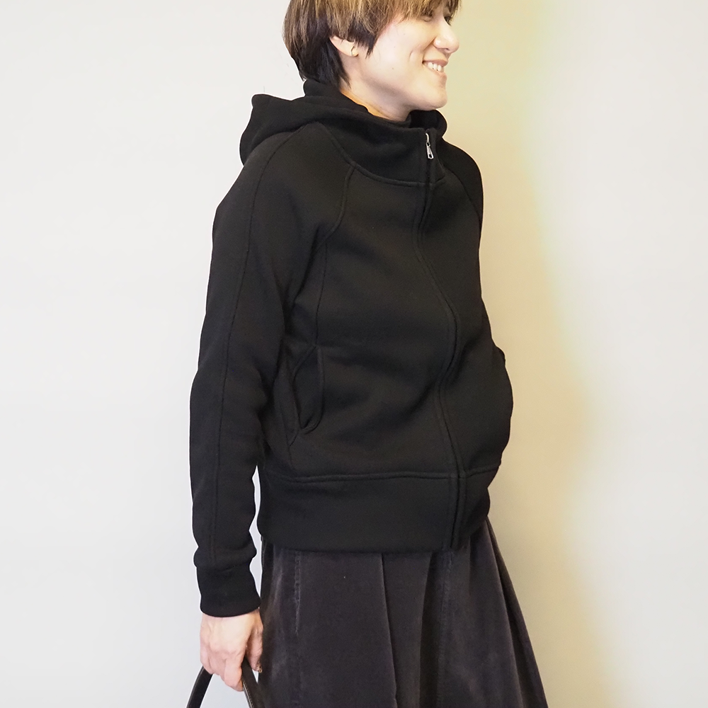 再販❤︎軽くて暖かい❤︎裏起毛フーディーブラック24066BKF