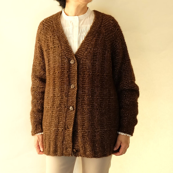 Vネックカーディガンーダークブラウン 11枚目の画像