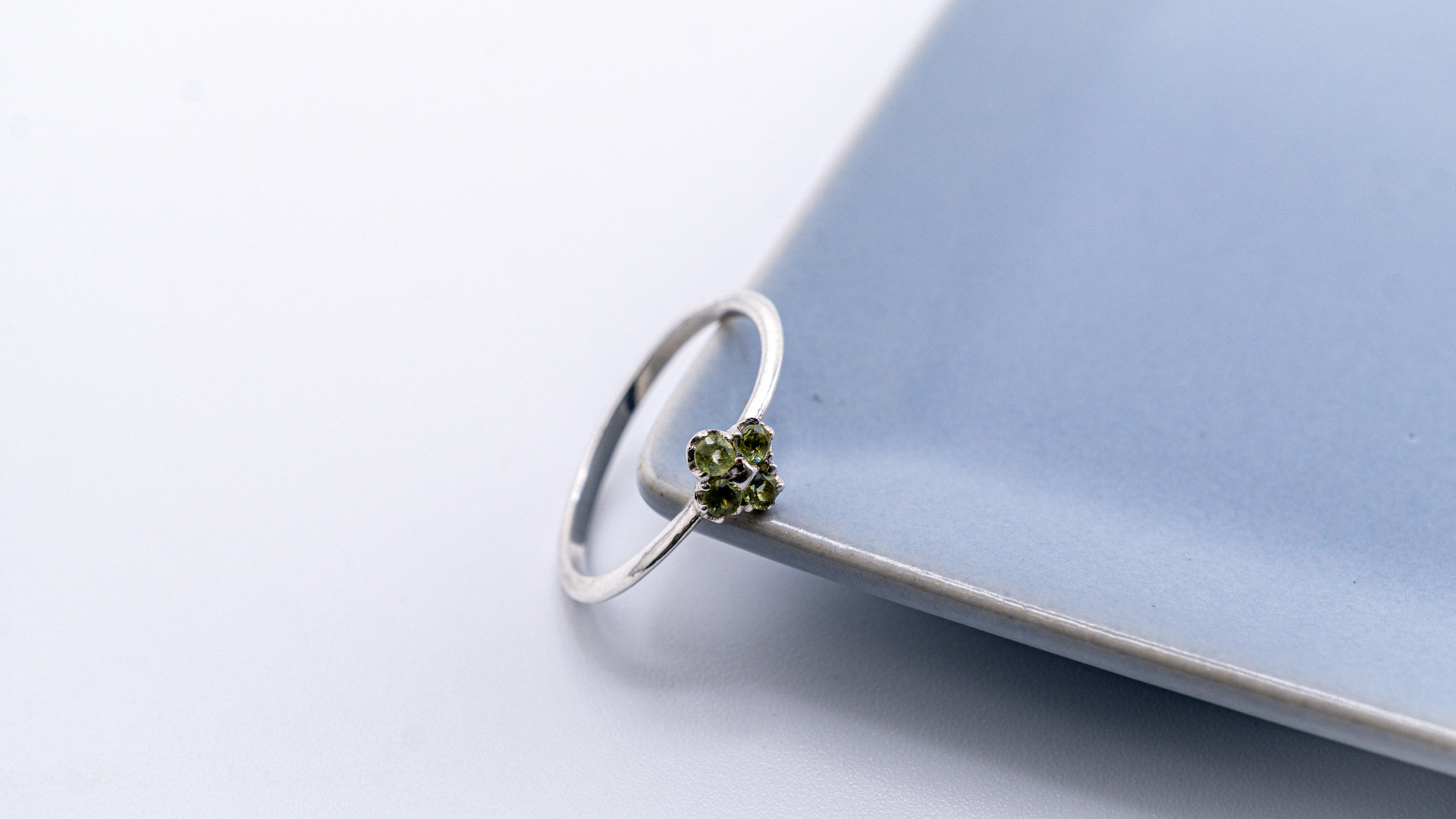 ペリドット　天然石　細身　小さい　SV925リング　選べるカラー　送料無料　S-005