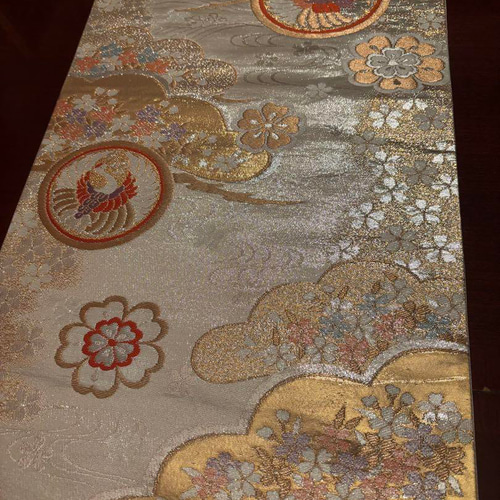 2839豪華刺繍の素敵な帯リメイク　タッセル付正絹テーブルランナー　お正月❗️ 2838豪華刺繍の素敵な帯リメイク タッセル付正絹テーブル