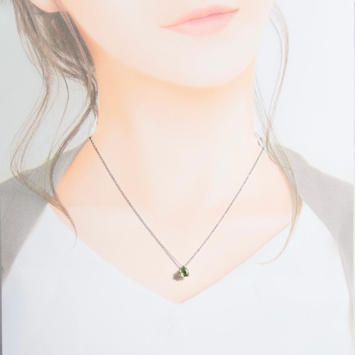宝石質ペリドットのアクセサリーセット ～トライアングルカット
