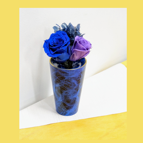 青銅製持ち手付き花瓶 青銅製持ち手付き花瓶