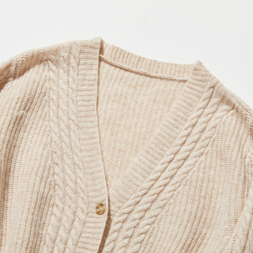 ☆即納☆キレイめに映える ケーブル編みカーディガン Vネック ウール