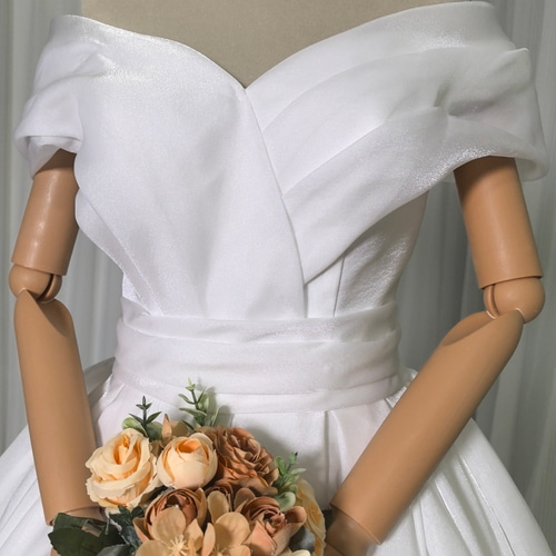 送料無料！ウェディングドレス オフショルダー 編み上げ オフホワイト