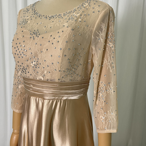 送料無料！パーティードレス ビジュードレス シャンパン色 七分袖丈  